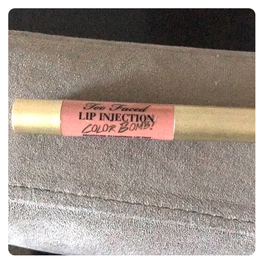 Too faced lip injection color bomb lip tint.
